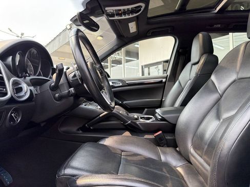 Used 2016 Porsche Cayenne S AWD/4WD image 34
