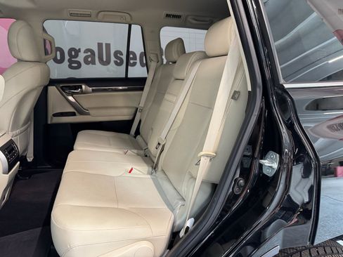 Used 2021 Lexus GX 460 Premium w/ Premium Package AWD/4WD image 21