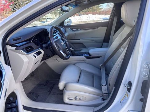 Used 2013 Cadillac XTS Luxury w/ Driver Awareness Package image 10