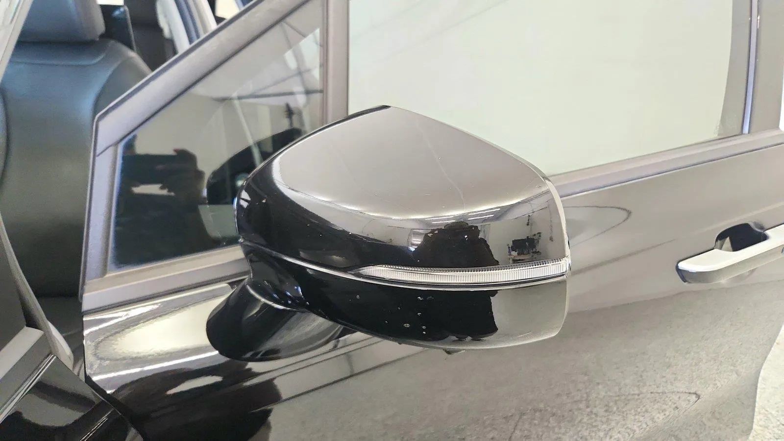 Used 2022 Kia Carnival SX Prestige FWD image 42