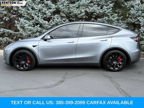 Used 2024 Tesla Model Y Performance AWD/4WD image 4