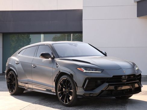 Used 2023 Lamborghini Urus S AWD/4WD image 1