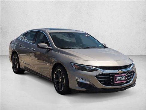Used 2023 Chevrolet Malibu LT FWD image 3