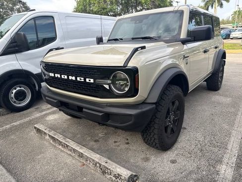 Used 2025 Ford Bronco Big Bend AWD/4WD image 1