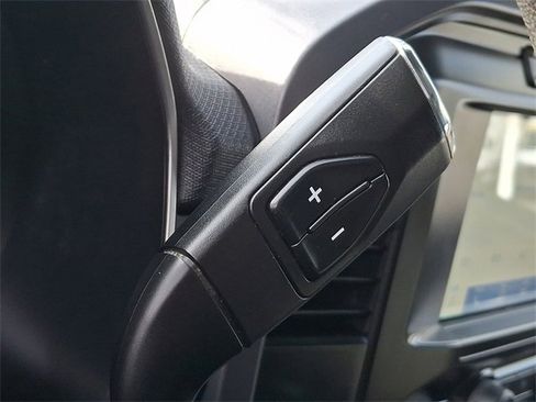 Used 2023 Ford F150 XLT image 14