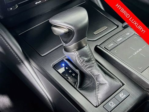 Used 2021 Lexus ES 300h w/ Premium Package FWD image 16