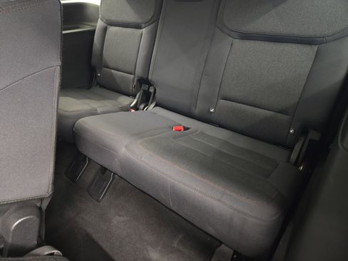 Certified 2025 Ford Expedition Active image 30