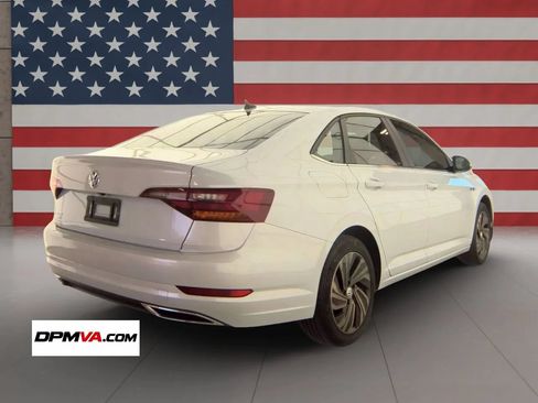 Used 2019 Volkswagen Jetta SEL Premium FWD image 3
