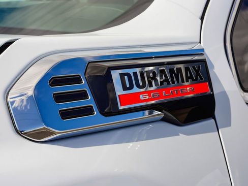 New 2026 GMC Sierra 2500 Denali w/ Denali Reserve Package image 8