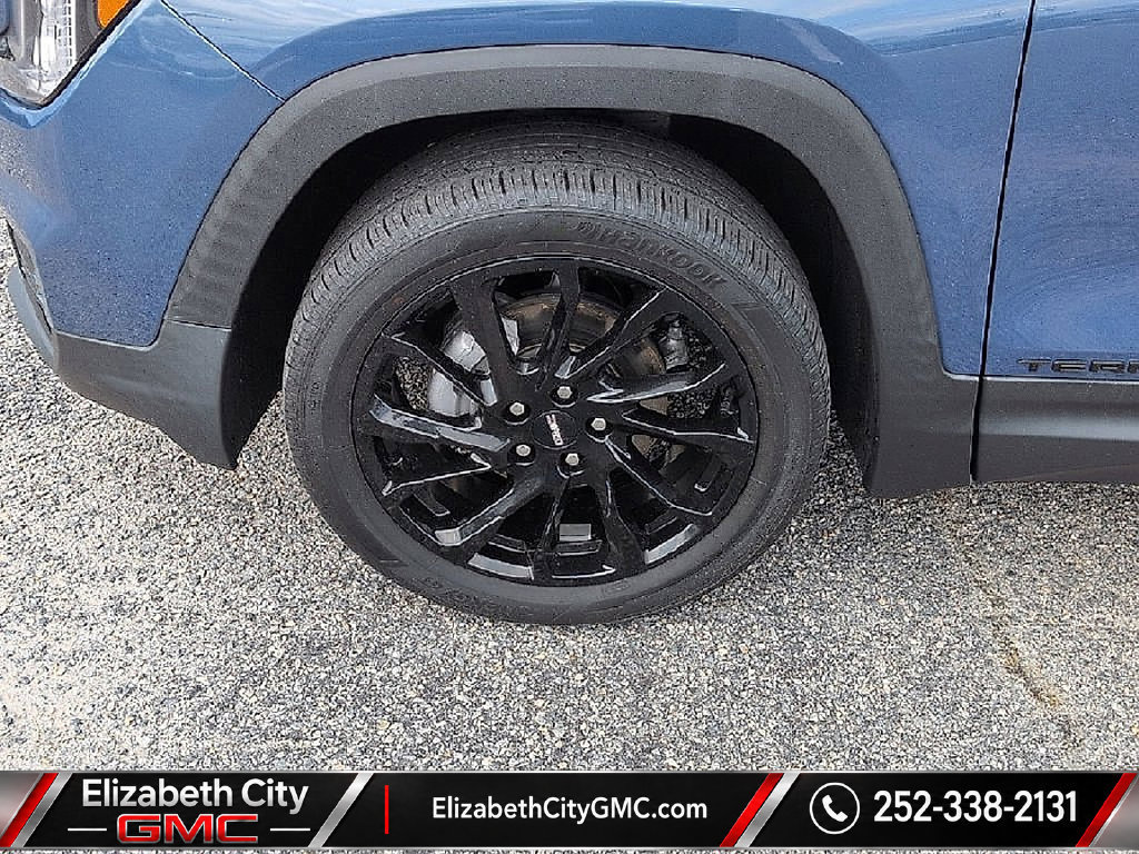 Used 2024 GMC Terrain SLT w/ Elevation Edition AWD/4WD image 27