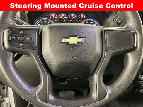 Used 2019 Chevrolet Silverado 1500 Custom w/ Custom Convenience Package AWD/4WD image 4