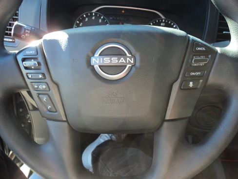 Used 2022 Nissan Frontier S w/ Technology Package RWD image 12