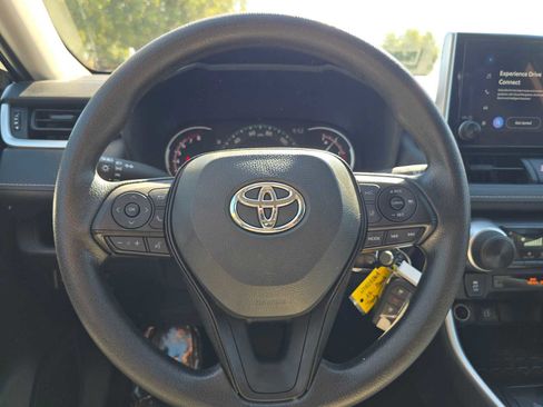 Certified 2025 Toyota RAV4 LE image 24