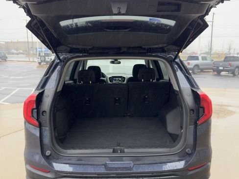 Used 2019 GMC Terrain SLE w/ Driver Convenience Package image 12