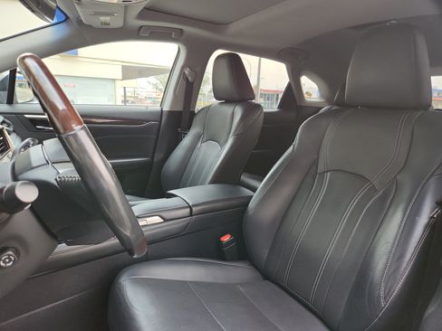 Used 2019 Lexus RX 450h AWD w/ Navigation Package image 16