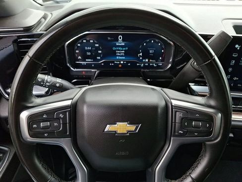 Used 2024 Chevrolet Silverado 2500 LT AWD/4WD image 18