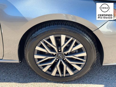 Certified 2023 Nissan Altima 2.5 SV image 8