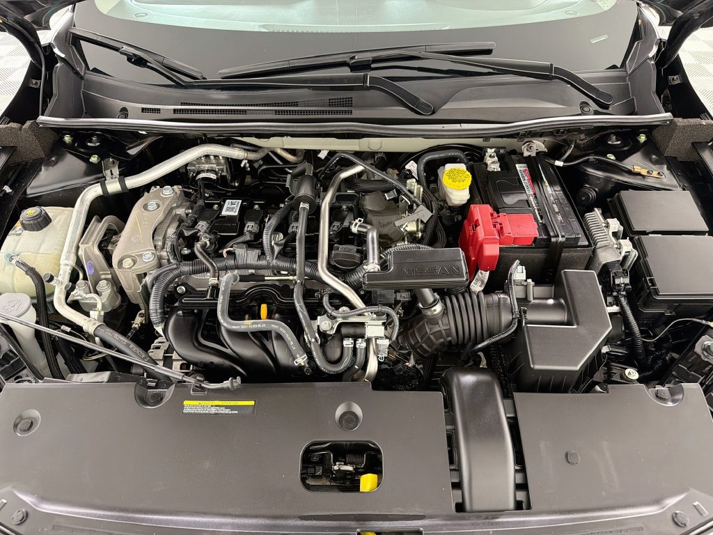 Used 2025 Nissan Sentra SR w/ Midnight Edition FWD image 31