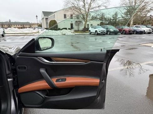 Used 2019 Maserati Ghibli S Q4 image 32