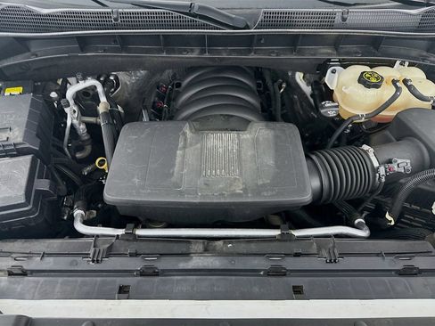 Used 2021 GMC Sierra 1500 4x4 Crew Cab w/ Sierra Value Package image 32