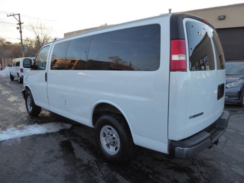 Used 2012 Chevrolet Express 2500 LT w/ LT Preferred Equipment Group image 5