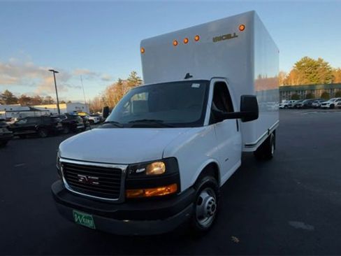 New 2025 GMC Savana 3500 w/ Power Convenience Package image 4