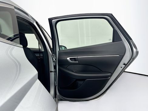 Used 2025 Hyundai Sonata SEL FWD image 29