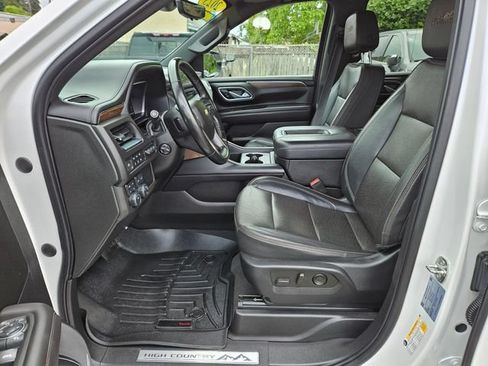 Used 2023 Chevrolet Tahoe High Country AWD/4WD image 25