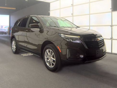 Used 2024 Chevrolet Equinox LT AWD/4WD image 4