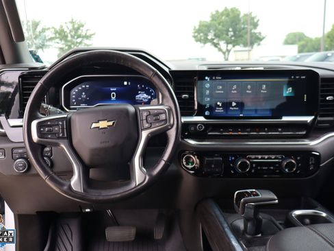Used 2023 Chevrolet Silverado 1500 LTZ AWD/4WD image 19