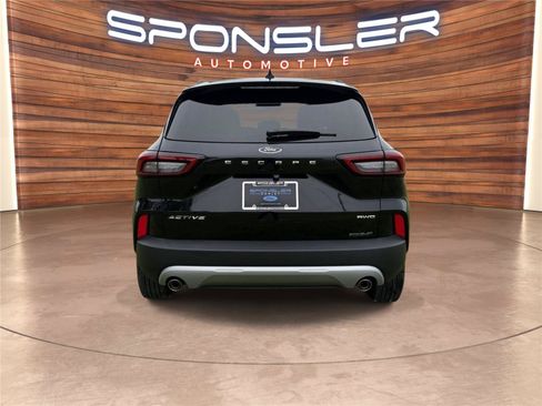 New 2026 Ford Escape Active w/ Cold Weather Package AWD/4WD image 5