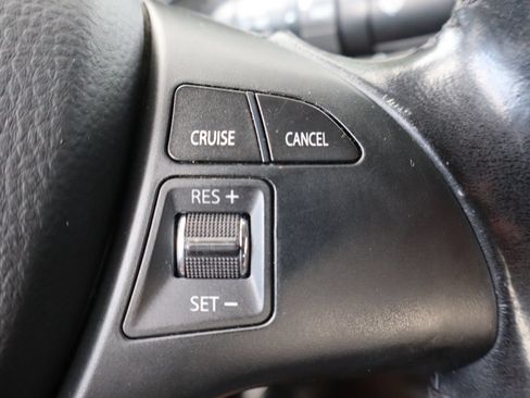 Used 2011 Suzuki Kizashi SE AWD/4WD image 30