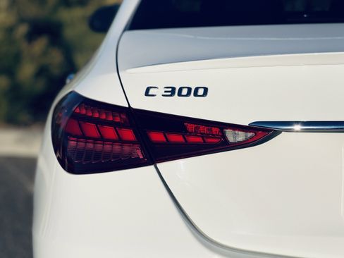 Certified 2022 Mercedes-Benz C 300 Sedan image 11