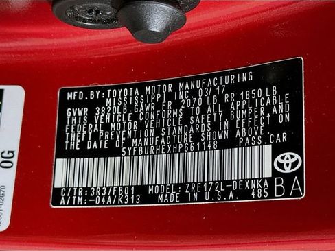 Used 2017 Toyota Corolla LE image 29