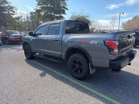 Used 2021 Nissan Titan PRO-4X w/ Pro-4x Convenience Package image 27