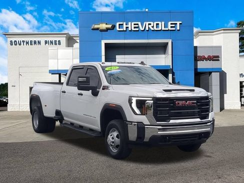 Used 2025 GMC Sierra 3500 Pro AWD/4WD image 1