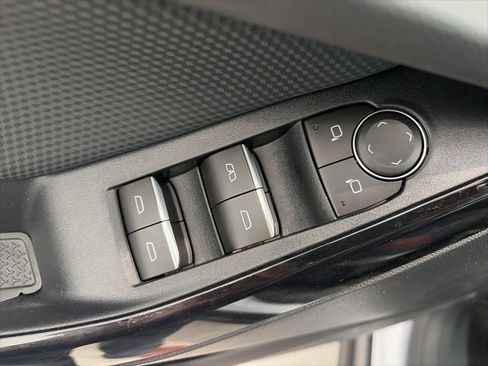 New 2026 Chevrolet Equinox RS w/ Convenience Package III image 9