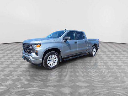 Used 2023 Chevrolet Silverado 1500 Custom AWD/4WD image 4