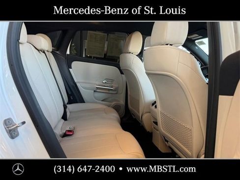 Certified 2025 Mercedes-Benz GLA 250 4MATIC image 10