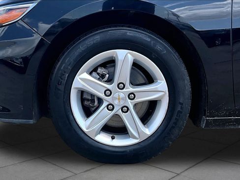 Used 2024 Chevrolet Malibu LT FWD image 11