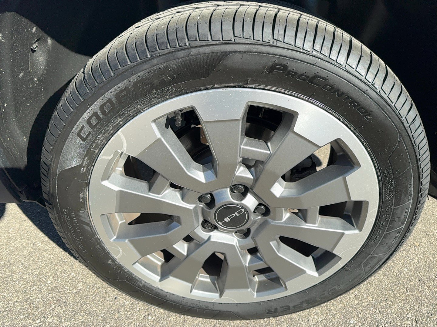 Used 2025 Honda Passport Black Edition image 11