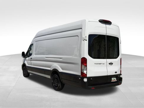 Used 2020 Ford Transit 250 148 High Roof Extended w/ Load Area Protection Package RWD image 9