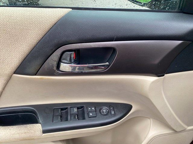 Used 2013 Honda Accord LX image 15