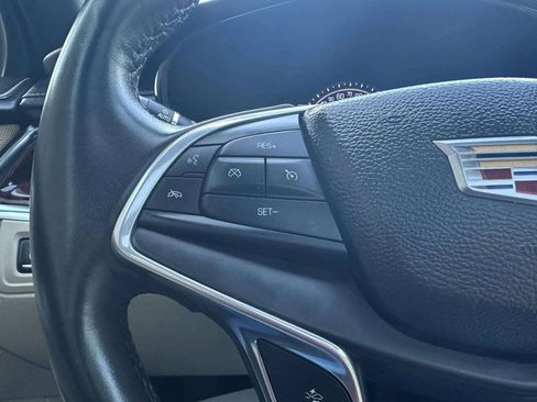Used 2017 Cadillac XT5 Premium Luxury w/ Driver Assist Package FWD image 26
