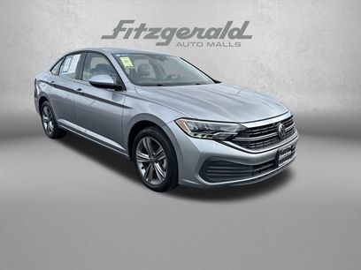 Used 2024 Volkswagen Jetta SE