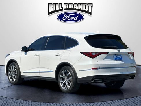 Used 2023 Acura MDX SH-AWD w/ Technology Package image 5