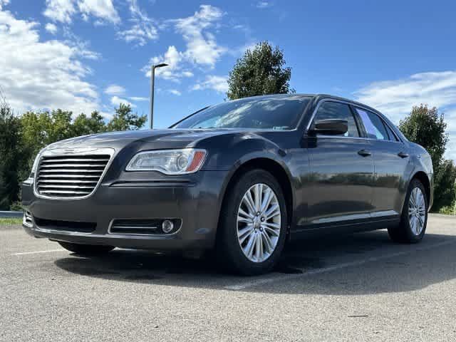 Used 2014 Chrysler 300 AWD w/ Driver Convenience Group image 19