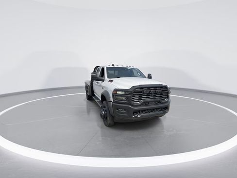New 2026 RAM 5500 Tradesman AWD/4WD image 3