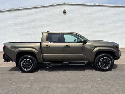 Used 2024 Toyota Tacoma TRD Sport w/ TRD Sport Premium Package AWD/4WD image 1