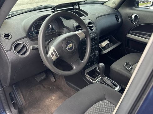 Used 2009 Chevrolet HHR LS FWD image 5